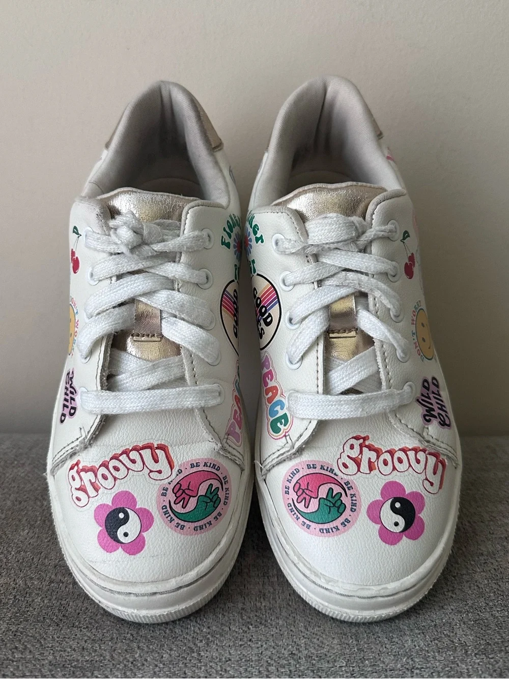 Steve Madden Be Happy Sneakers